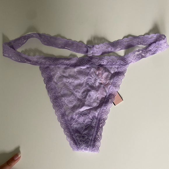 Nwt Victoria’s Secret VS Lace Thong V-String in Lilac Purple • S Small - Picture 1 of 5